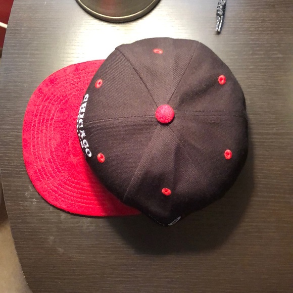 Chicago Bulls Baseball Cap - Authentic - Picture 4 of 7